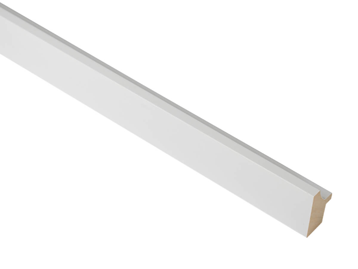 Isola White 20mm picture frame moulding