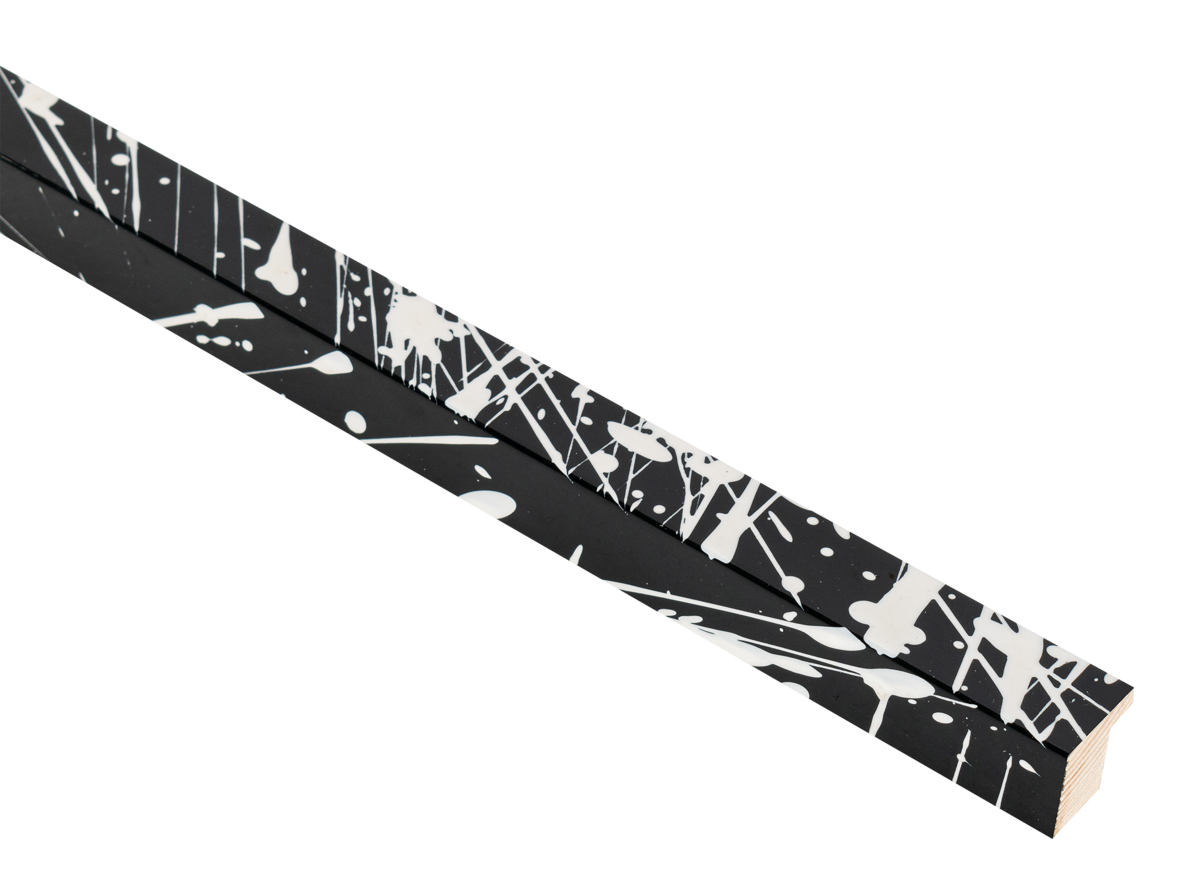 Jackson Black with White 20mm picture frame moulding