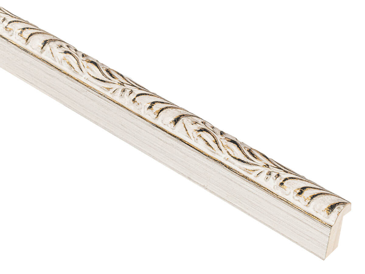 Laura White 19mm picture frame moulding
